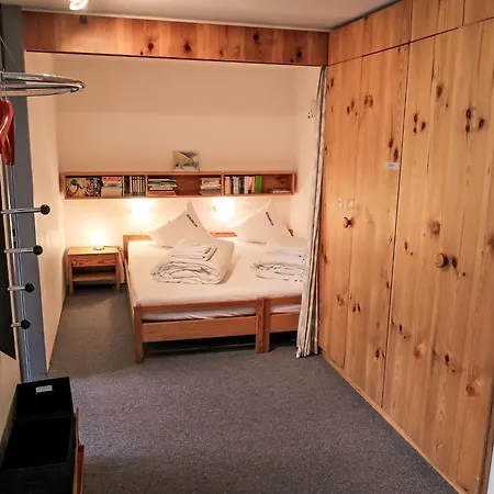 B 086 By Interhome